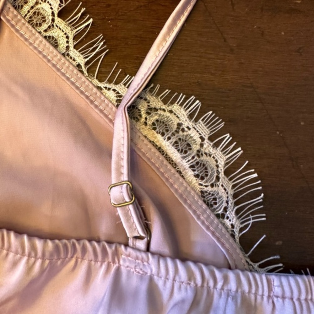 Miss Guided Dust Pink Lace body suit 4 - Picture 6 of 14